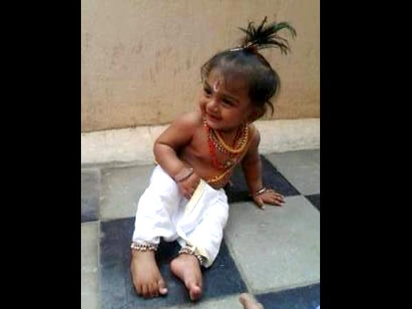 ಜುಟ್ಟುಳ್ಳ ಮುದ್ದು ಕೃಷ್ಣ