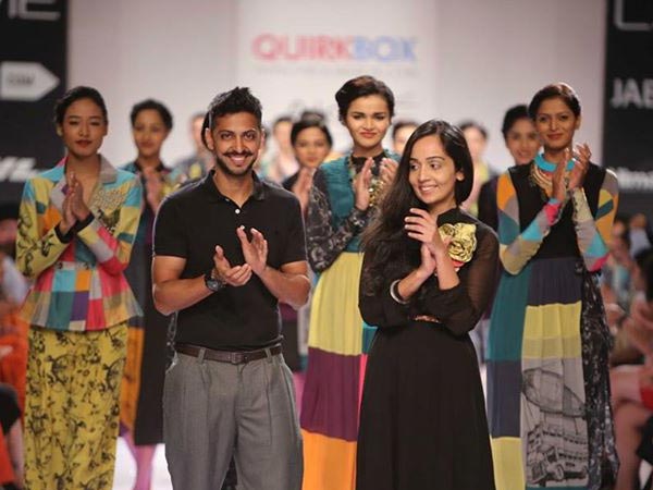 ವಿನ್ಯಾಸಕರೊಂದಿಗೆ