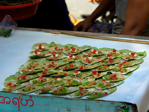 ವೀಳ್ಯದೆಲೆ