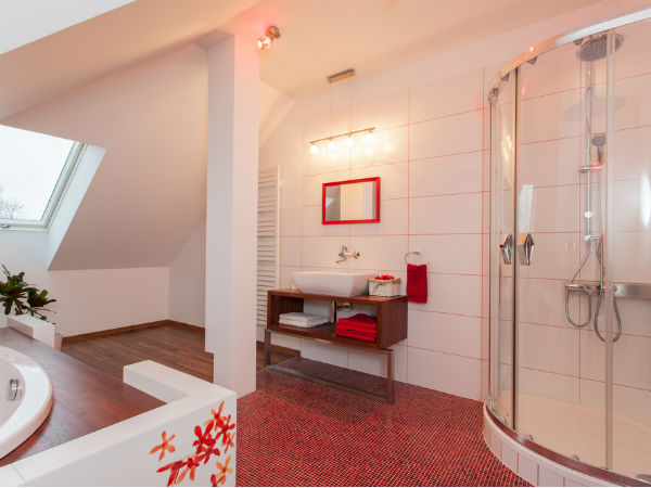 7 Tips on How to Light a Bathroom