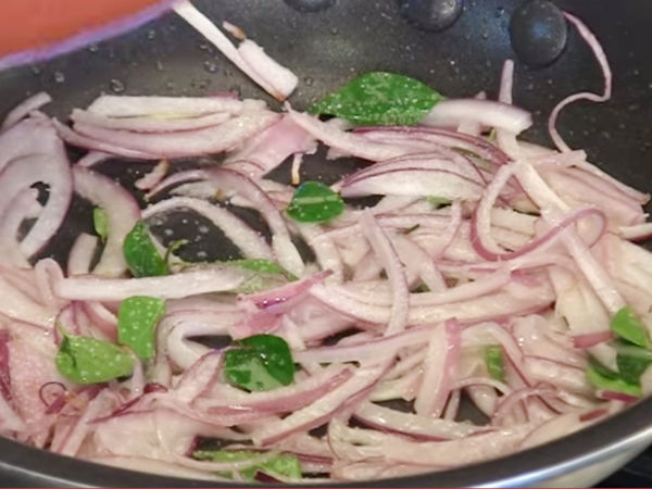 Malabar Style Chicken Curry Recipe