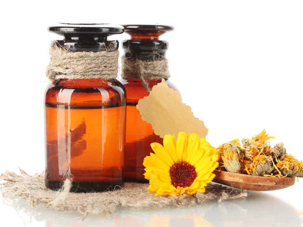 ಕ್ಯಾಲೆಂಡುಲಾ ಎಣ್ಣೆ (Calendula Oil)