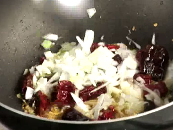 How to make crispy honey chilli Eggs recipe?