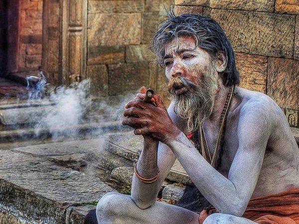 ಮ೦ತ್ರಗಳು, ತ೦ತ್ರಗಳು, ಹಾಗೂ ಅಫೀಮು