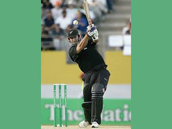 ಕ್ರಿಸ್ ಕೈರ್ನ್ಸ್ - 153 ಕ್ರಿಸ್ ಕೈರ್ನ್ಸ್ - 153