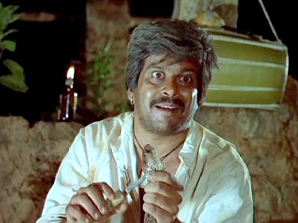 ಅವರಿಗೆ ಹಲವು ಸಂಗೀತ ವಾದ್ಯಗಳನ್ನು ನುಡಿಸಲು ಬರುತ್ತಿತ್ತು