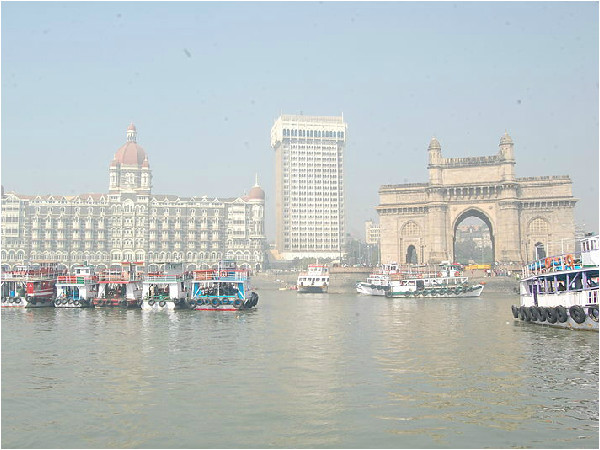  ಗೇಟ್ವೇ ಆಫ್ ಇಂಡಿಯಾ ಪಕ್ಕ ಇರುವ ಪಂಚತಾರಾ ಹೋಟೆಲು