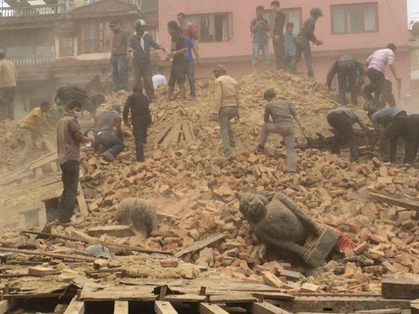 ಭೂಮಿಯಾಳದಲ್ಲಿ ಭೂಕಂಪ ಸಂಭವಿಸಿದ ಸ್ಥಳಕ್ಕೆ epicenter ಎಂದು ಕರೆಯುತ್ತಾರೆ