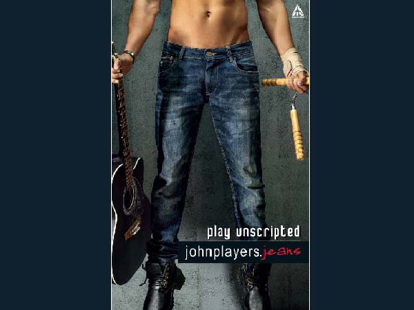 Play Unscripted With John Players Jeans This Season