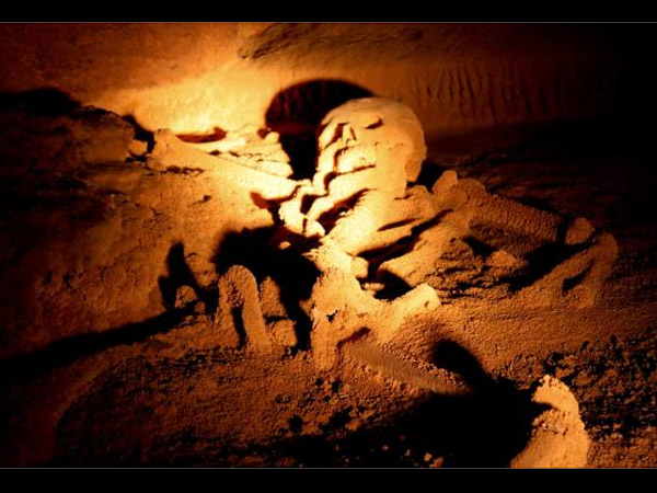 ಬೆಲೀಜ್ ದೇಶದ್ ಅಕ್ಟುನ್ ಟ್ಯುನಿಶಿಲ್ ಮುಕ್ನಾಲಿಸ್