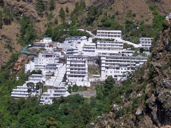 ವೈಷ್ಣೋ ದೇವಿ ದೇವಾಲಯ