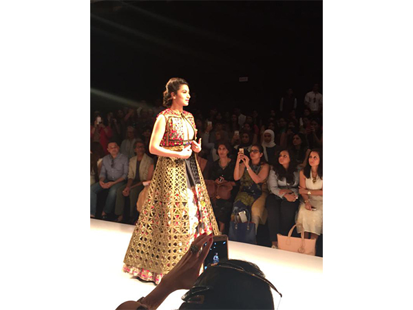 Lakme Fashion Week Winter/Festive 2015: Gauahar Khan Walks For Rinku Sobti