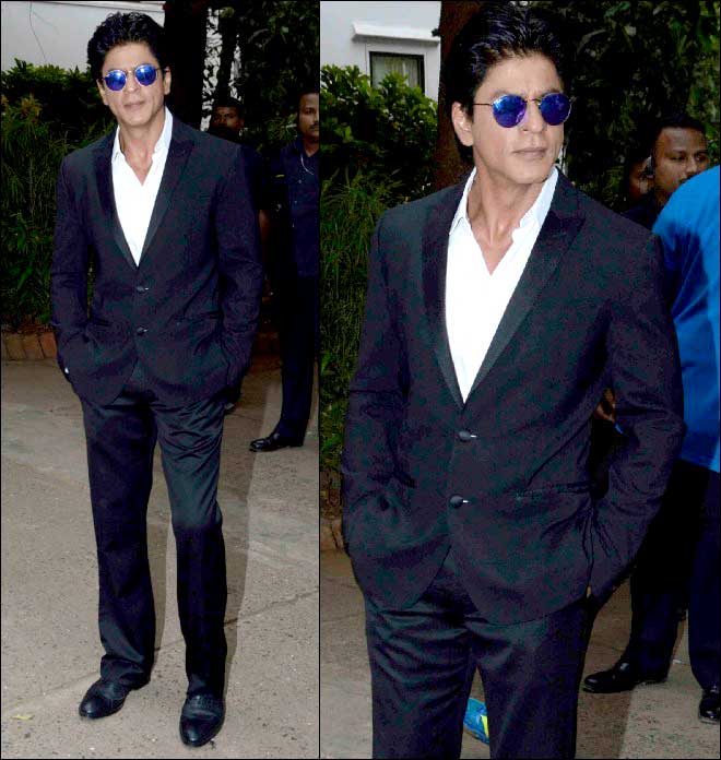 Spotted: Shah Rukh Khan's Handsome Tuxedo Look At Mehboob Studio