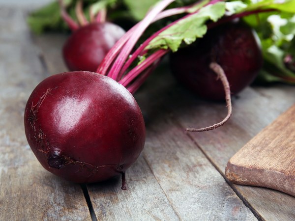 Try this beetroot pack for treating hair loss