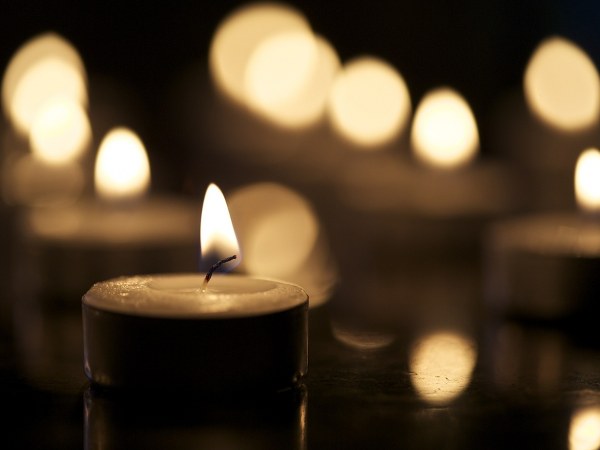 ಮೇಣದ ಬತ್ತಿಯ ದಾರದಲ್ಲಿರುವ ಸೀಸ