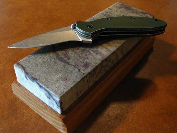 Knife Sharpening Tips