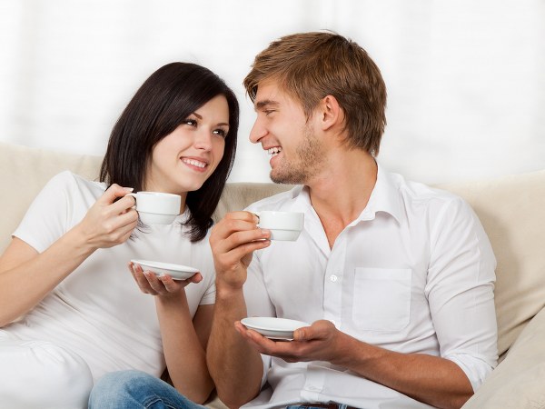 ಚಹಾ ಸೇವಿಸಲು ಬಹುದೂರ ಸಾಗಿ ಚಹಾ ಸೇವಿಸಲು ಬಹುದೂರ ಸಾಗಿ