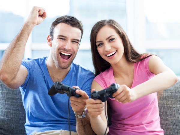 ರಾತ್ರಿ ಆಟವೊಂದನ್ನು ಆಯೋಜಿಸಿ ರಾತ್ರಿ ಆಟವೊಂದನ್ನು ಆಯೋಜಿಸಿ