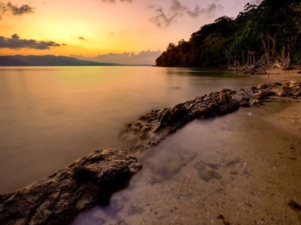 ಅಂಡಮಾನಿನ ನಾರ್ಥ್ ಸೆಂಟಿನಲ್ ದ್ವೀಪ
