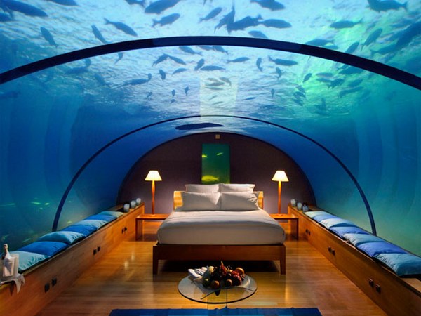 ದುಬೈಯ ಕ್ರೆಸೆಂಟ್ ಹೈಡ್ರೋಪೋಲೀಸ್ ಹೋಟೆಲ್ ದುಬೈಯ ಕ್ರೆಸೆಂಟ್ ಹೈಡ್ರೋಪೋಲೀಸ್ ಹೋಟೆಲ್