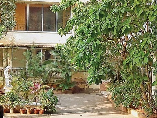 ರಾಣಾ ಕಪೂರ್ ರೆಸಿಡೆನ್ಸ್, ಮುಂಬೈ: ಮಾಲಿಕರು