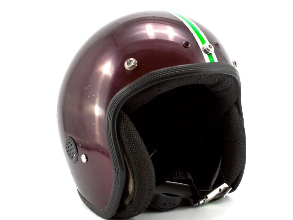 ಹೆಲ್ಮೆಟ್ ಖರೀದಿಸುವಾಗಲೇ ಜಾಗೃತಿ ಬೇಕು