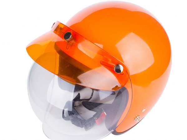 ಡ್ಯಾಂಡ್ರಫ್ ಇರುವವರು ಹೆಲ್ಮೆಟ್ ಧರಿಸುವಾಗ ಏನು ಮಾಡಬೇಕು