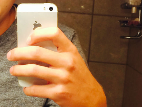 ಮೊಬೈಲ್ ಬಳಸಿ ಮೊಬೈಲ್ ಬಳಸಿ