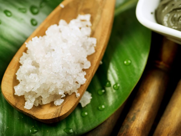 ನೆರಿಗೆಗಳನ್ನು ನಿವಾರಿಸಲು ನೆರವಾಗುತ್ತದೆ