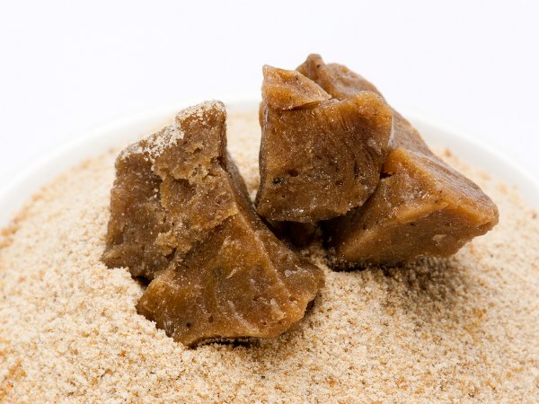 ಹಲ್ಲುನೋವನ್ನು ಕಡಿಮೆ ಮಾಡುತ್ತದೆ