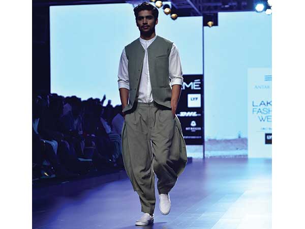  ಹಗುರ ಟ್ರೌಸರ್‌ಗಳು