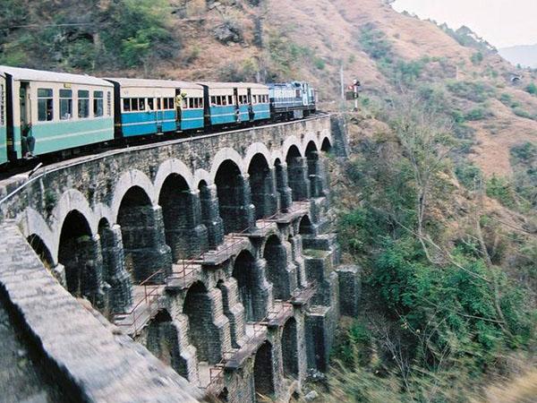 ಸುರಂಗದೊಳಗಿರುವ ಭೂತ...! 