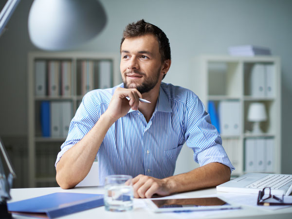 ಅವರ ಪ್ರತಿಕ್ರಿಯೆಗಾಗಿ ನೀವು ಕಾಯುತ್ತಾ ಕೂರುತ್ತೀರಿ 