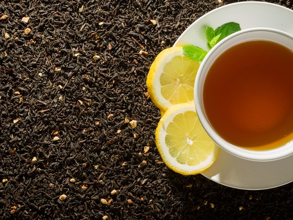 Reasons To Wash Face With Lemon Tea