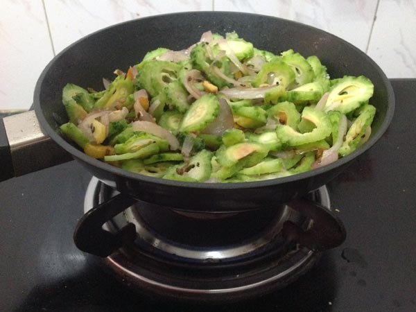 ಹಾಗಲಕಾಯಿಯ ಗೊಜ್ಜು