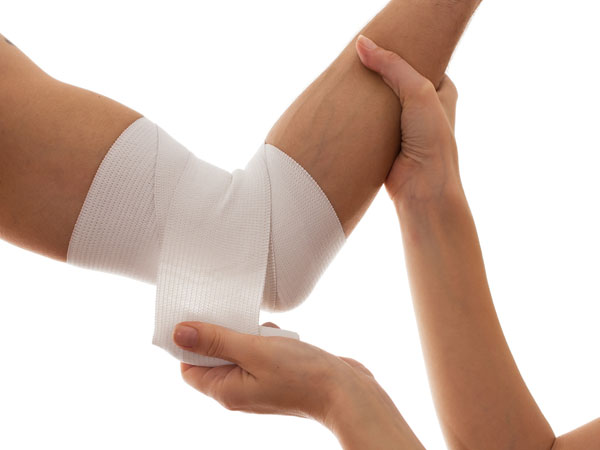 Try This Powerful Home Remedy To Reduce Injury Scars!