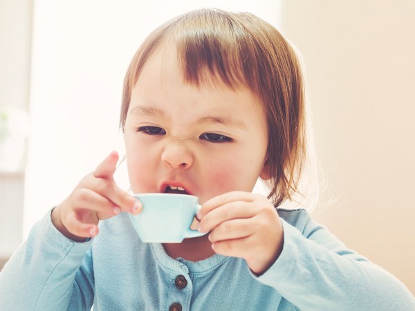 Is it okay if your toddler drinks tea?