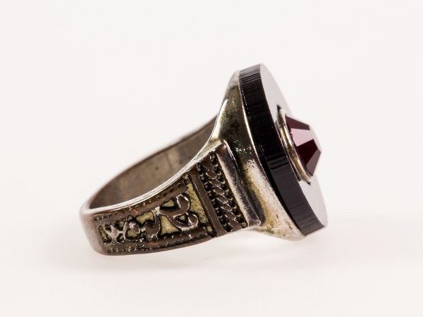 ತಾಮ್ರದ ಉಂಗುರ ಧರಿಸುವುದರಿಂದ?