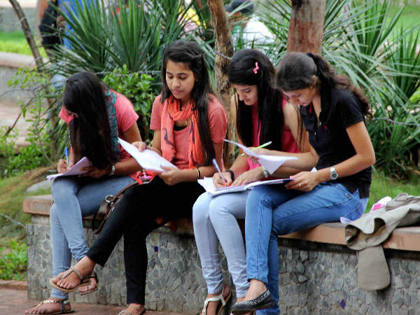 ಸ್ನೇಹವನ್ನು ಸಹ ಬೆಳೆಸಬೇಕು ಸ್ನೇಹವನ್ನು ಸಹ ಬೆಳೆಸಬೇಕು