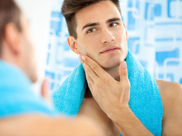 Makeup Tricks That Men Can Use