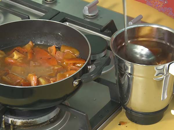 Roasted Capsicum Soup For Diwali