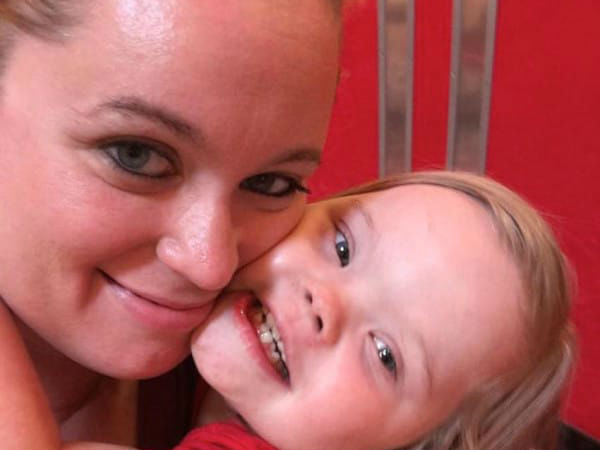 ಪ್ರಿಸಿಲ್ಲಾರಿಗೆ ಇನ್ನೊಬ್ಬ ಹೆಣ್ಣುಮಗುವನ್ನೂ ದತ್ತು ಪಡೆದಿದ್ದಾರೆ