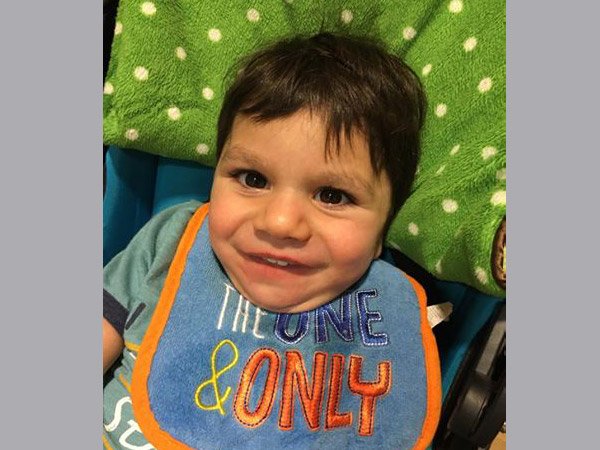 ಅನಾಥನಾಗಿದ್ದ ಮಗುವಿನ ಹೊಸಜೀವನ ನೀಡಿದ ಈ ಕುಟುಂಬಕ್ಕೆ ಶುಭಾಶಯಗಳು