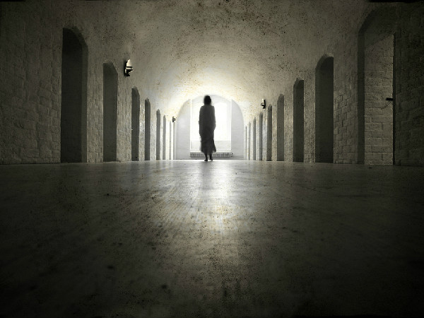 ನಡುರಾತ್ರಿ ಮೂರು ಗಂಟೆಗೆ ಭೂತಗಳು ಹೊರಬರುತ್ತವೆ