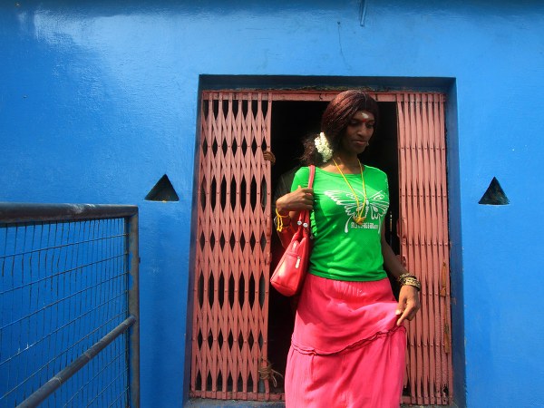 ಕೇವಲ ಹಣ, ಪ್ರೀತಿ ಇಲ್ಲ! 