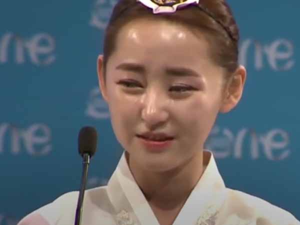 ಈಕೆ ಓರ್ವ ಕಾರ್ಯಕರ್ತೆ