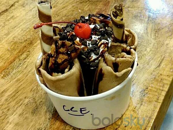 ಐಸ್ ಕ್ರೀಮ್ ಎರಡು ಅಥವಾ ಮೂರು ಫ್ಲೇವರ್!! 