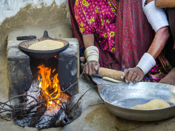 ತ್ಯಾಗದ ಹೆಸರಿನಲ್ಲಿ ಮಹಿಳೆಯ ಹಂಚಿಕೆ! 