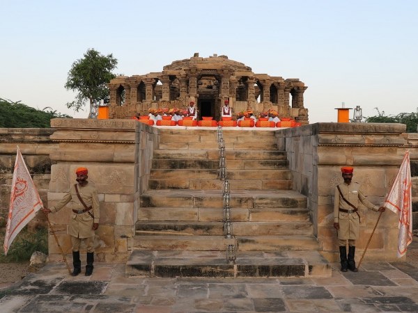 ಇಡಿಯ ರಾಜ್ಯವೇ ಕಲ್ಲಾಗಿ ಹೋಗಿತ್ತು