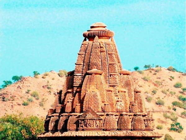 ತಮ್ಮದೇ ಜನಗಳ ನಿರ್ಲಕ್ಷ್ಯ